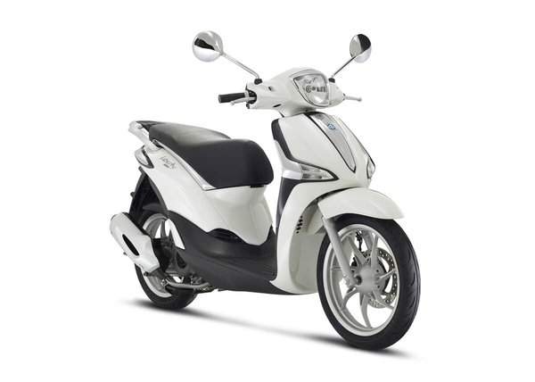 Quelles sont les particularités du scooter Piaggio Liberty 125 ?