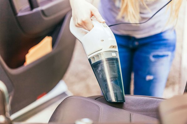 Mini aspirateur voiture : achetez auprès d'un expert